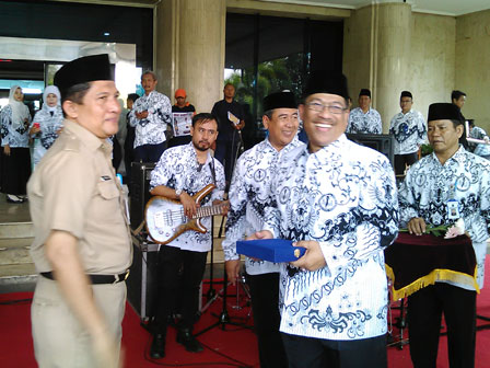 Pencarian PGRI Papua Selatan - Persatuan Guru Republik Indonesia Cabang Papua Selatan